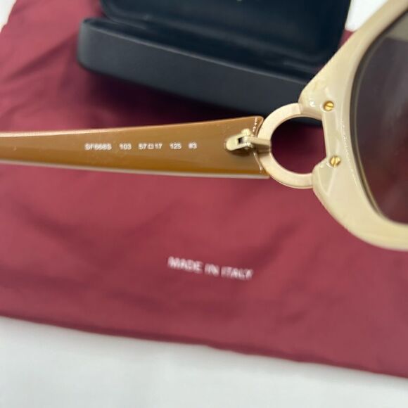 Women’s Salvatore Ferragamo sunglasses made in Italy main image 7